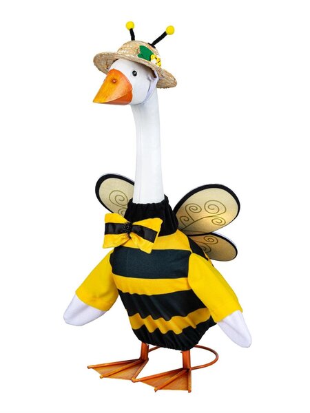 Giddy Outfit Bee