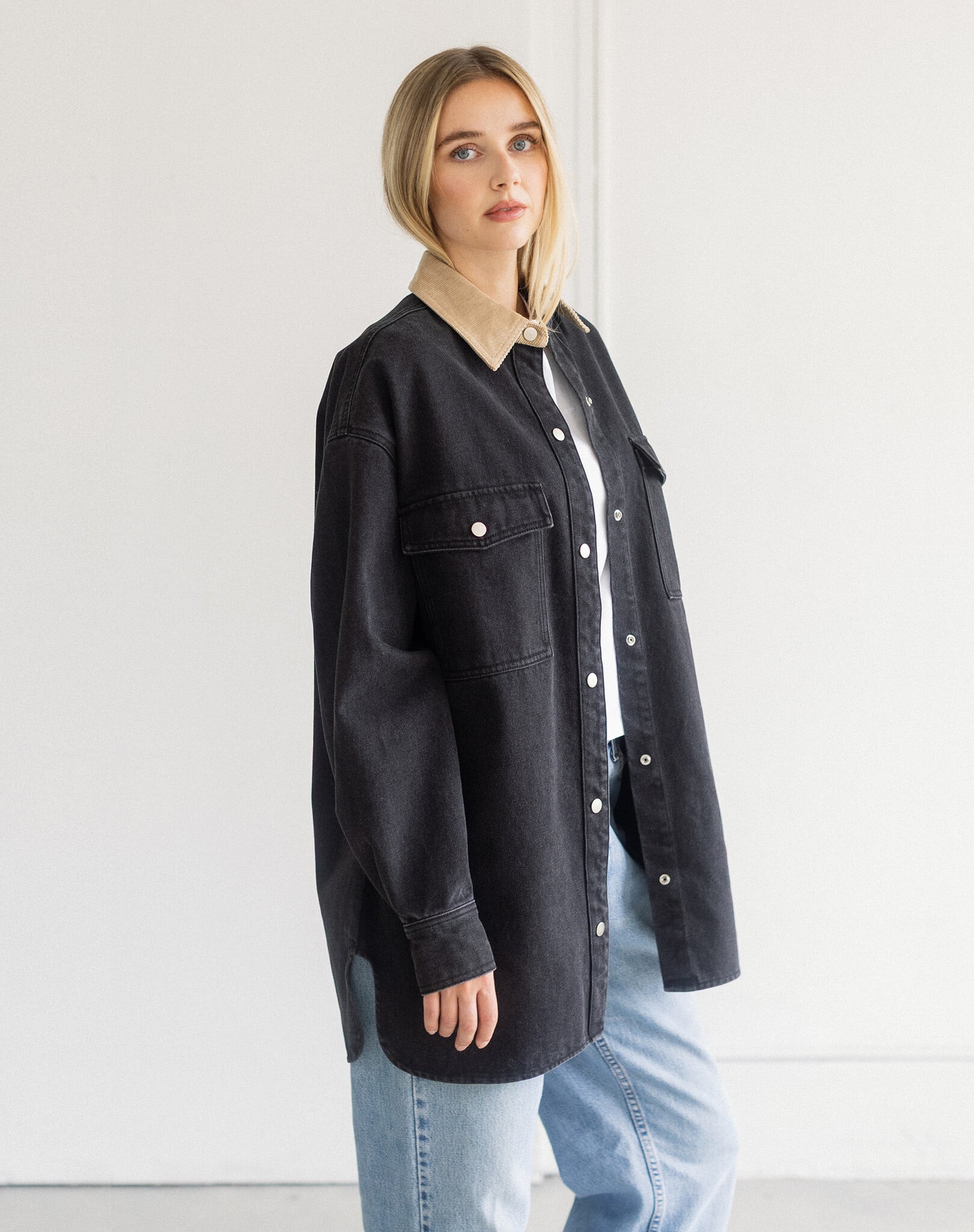 Brunette The Label Shania Jacket with Corduroy Collar