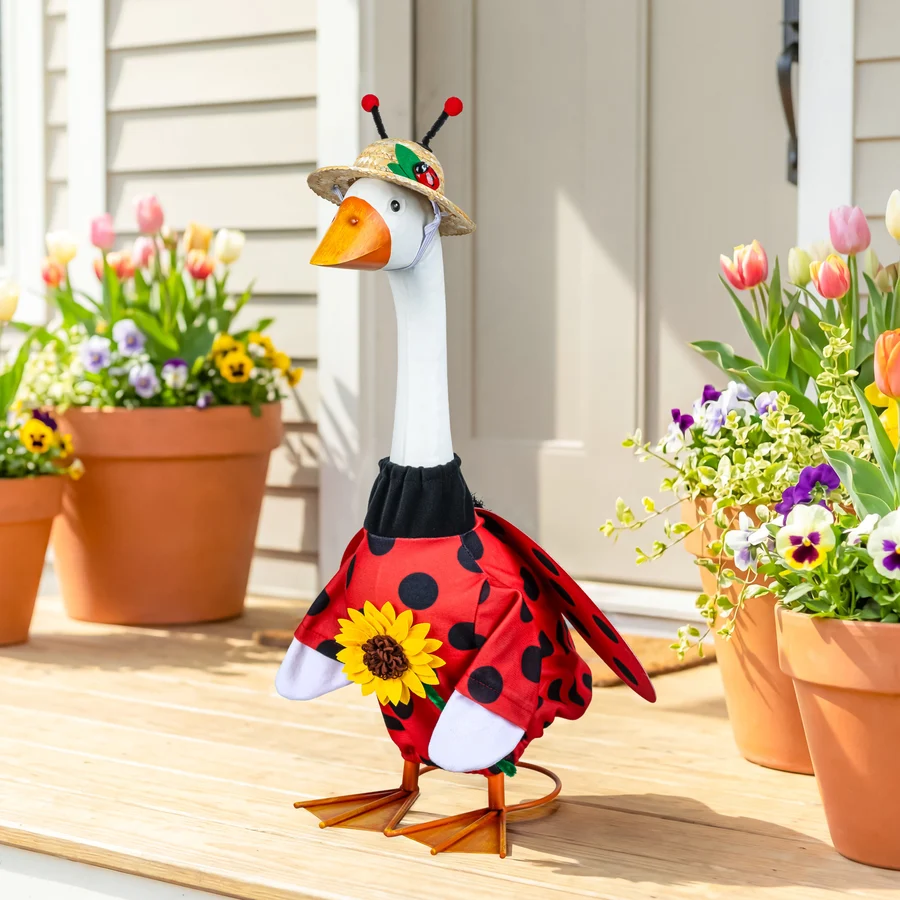 Giddy Outfit Ladybug