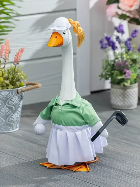 Giddy Outfit Golf Player