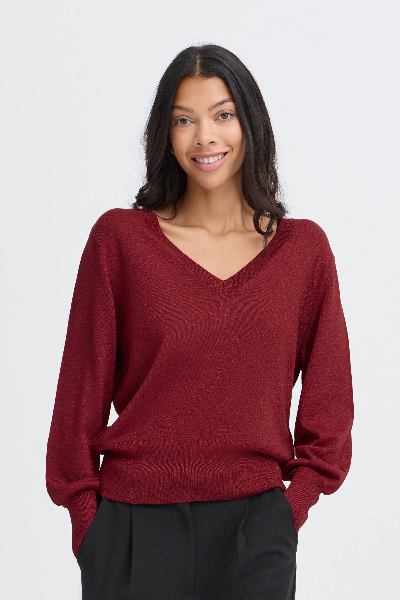B.Young Mobbe V Jumper