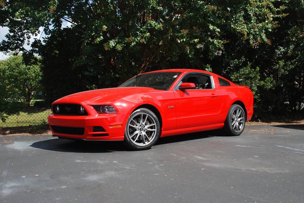 Mustang 2008 Red