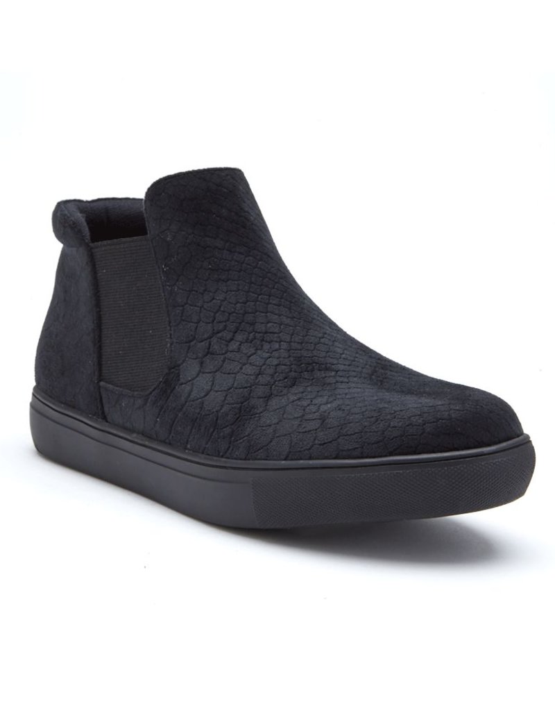 Harlan slip shop on sneaker