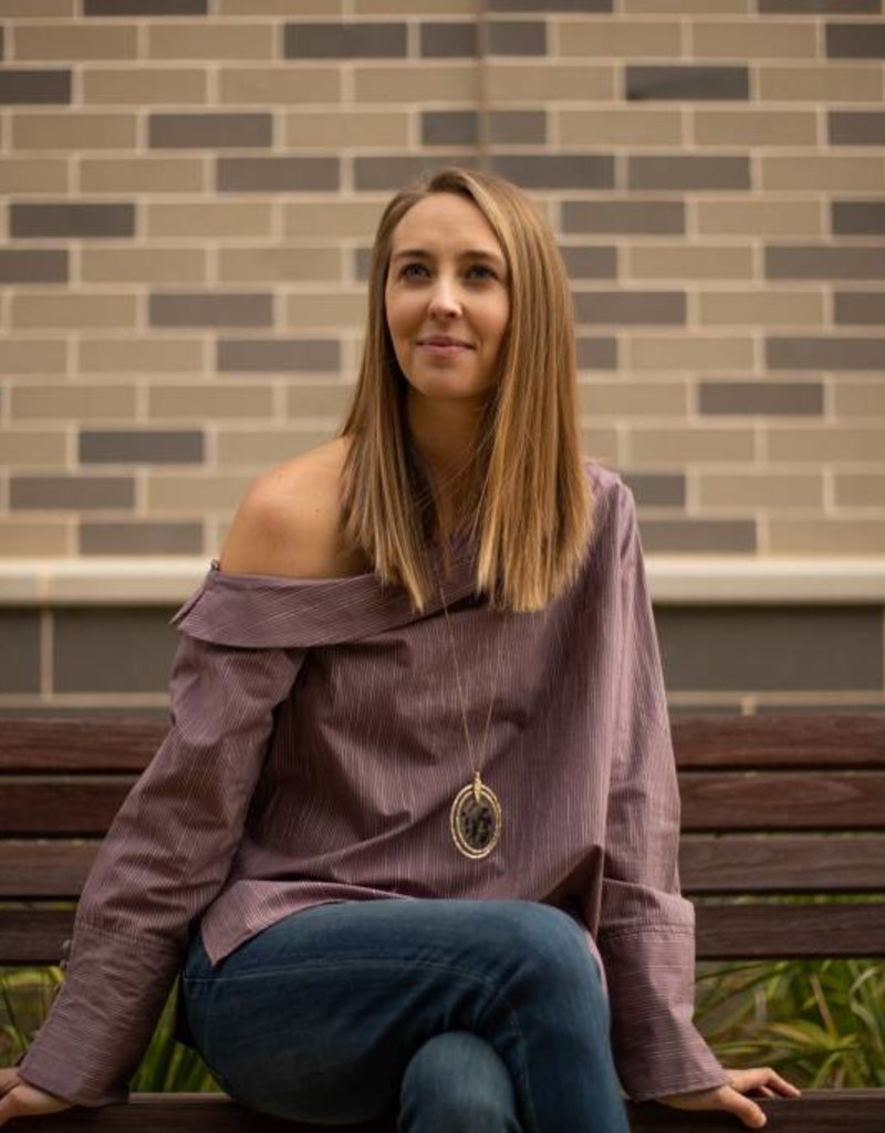 ONE SHOULDER L/S BLOUSE