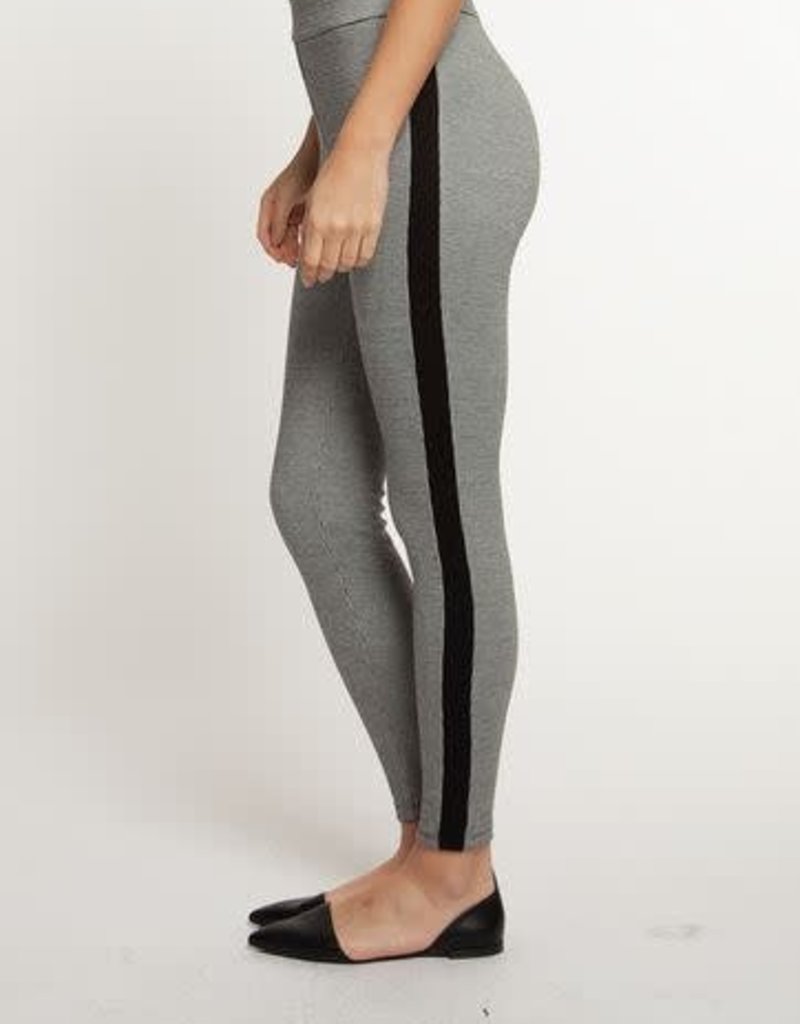 DEX HOUNDSTOOTH LEGGING PANT W/CONTRAST STRIPE