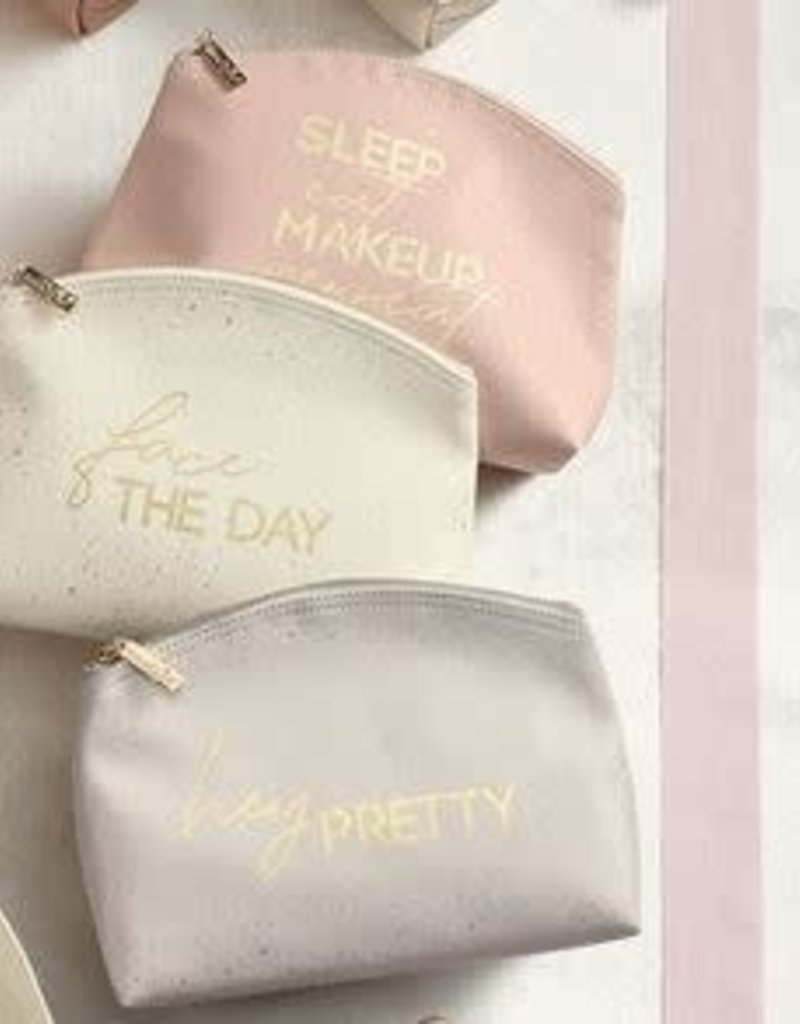 MUD PIE MAKEUP BAGS