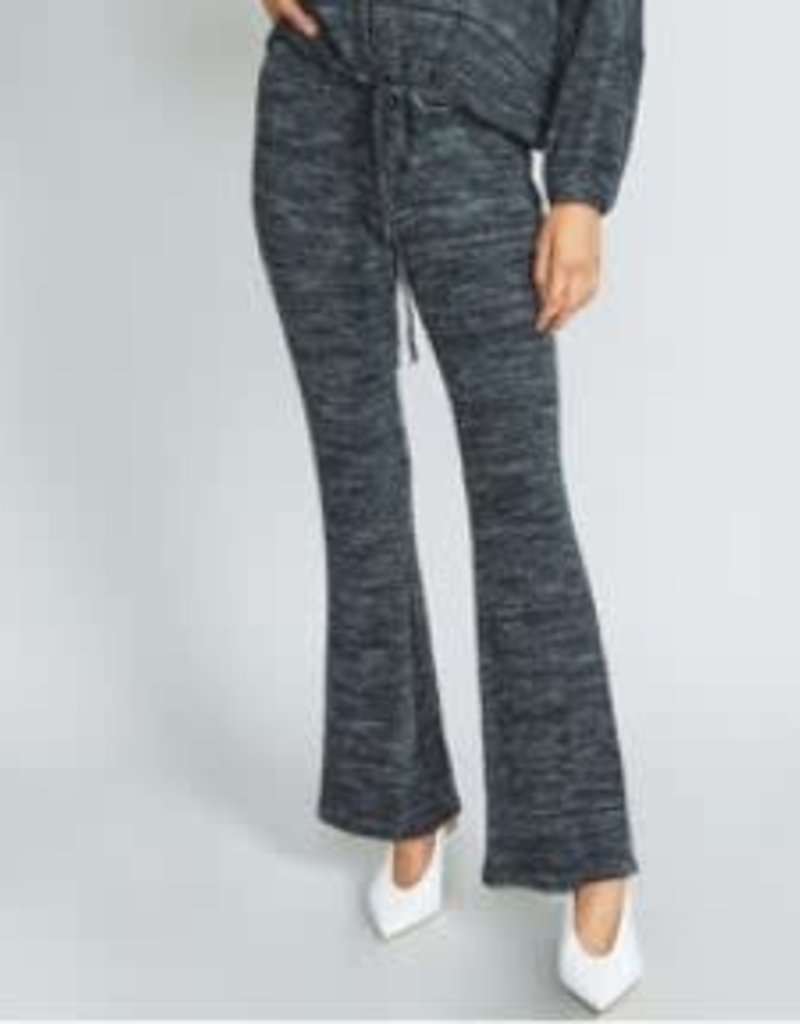 SADIE & SAGE QUIET MOMENTS KNIT PANT