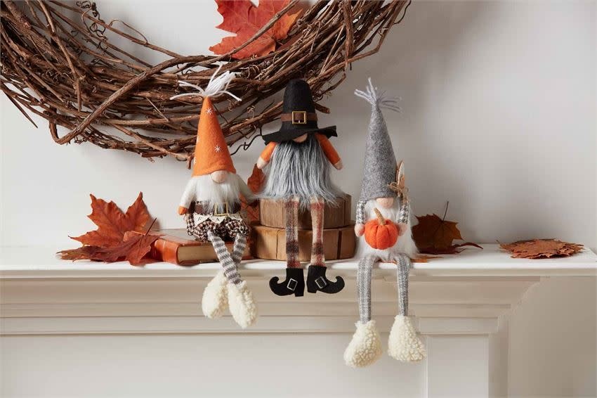 MUD PIE FALL DANGLE GNOMES MUD PIE FALL DANGLE GNOMES