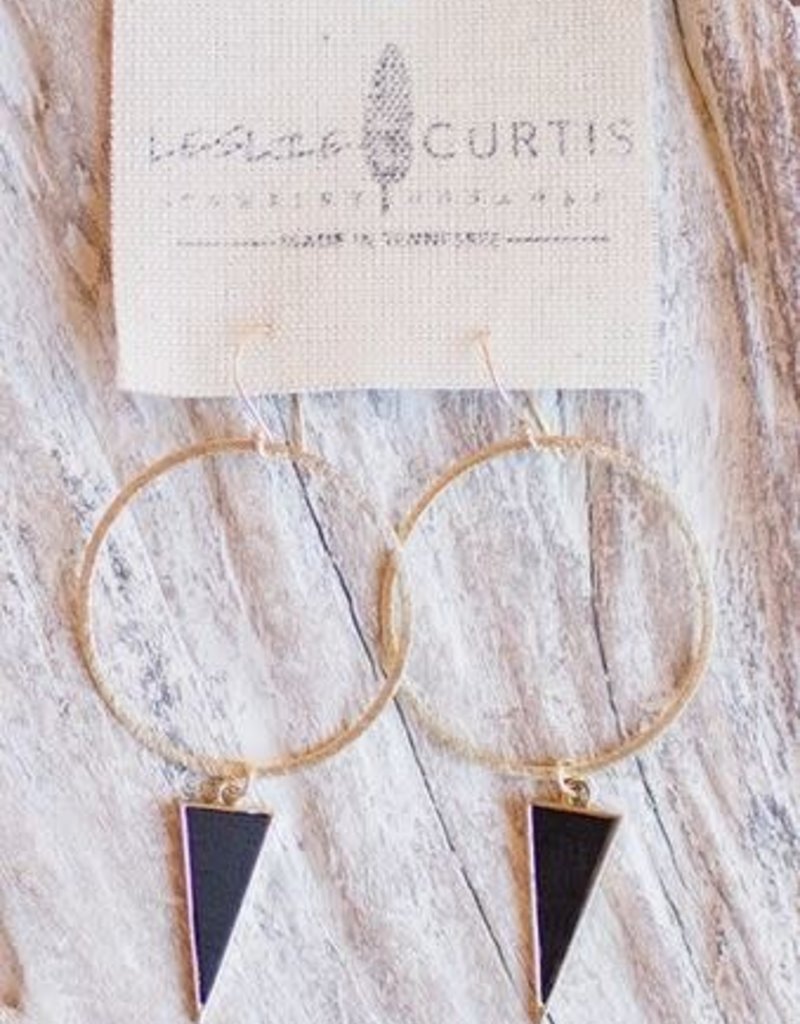 LESLIE CURTIS JEWELRY AVETT GOLD TRIANGLE HOOPS