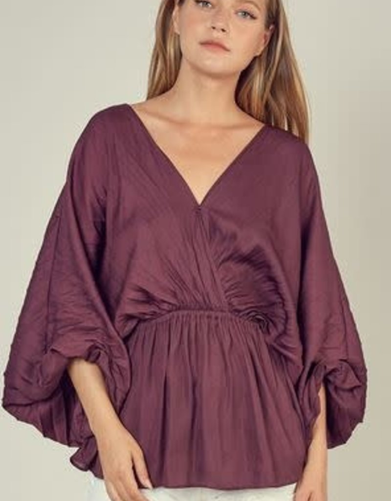 OPEN BACK WIDE SLEEVE TOP
