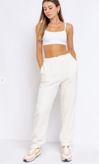 LE LIS NOT YOUR BLANKET FLEECE JOGGERS LE LIS NOT YOUR BLANKET FLEECE JOGGERS