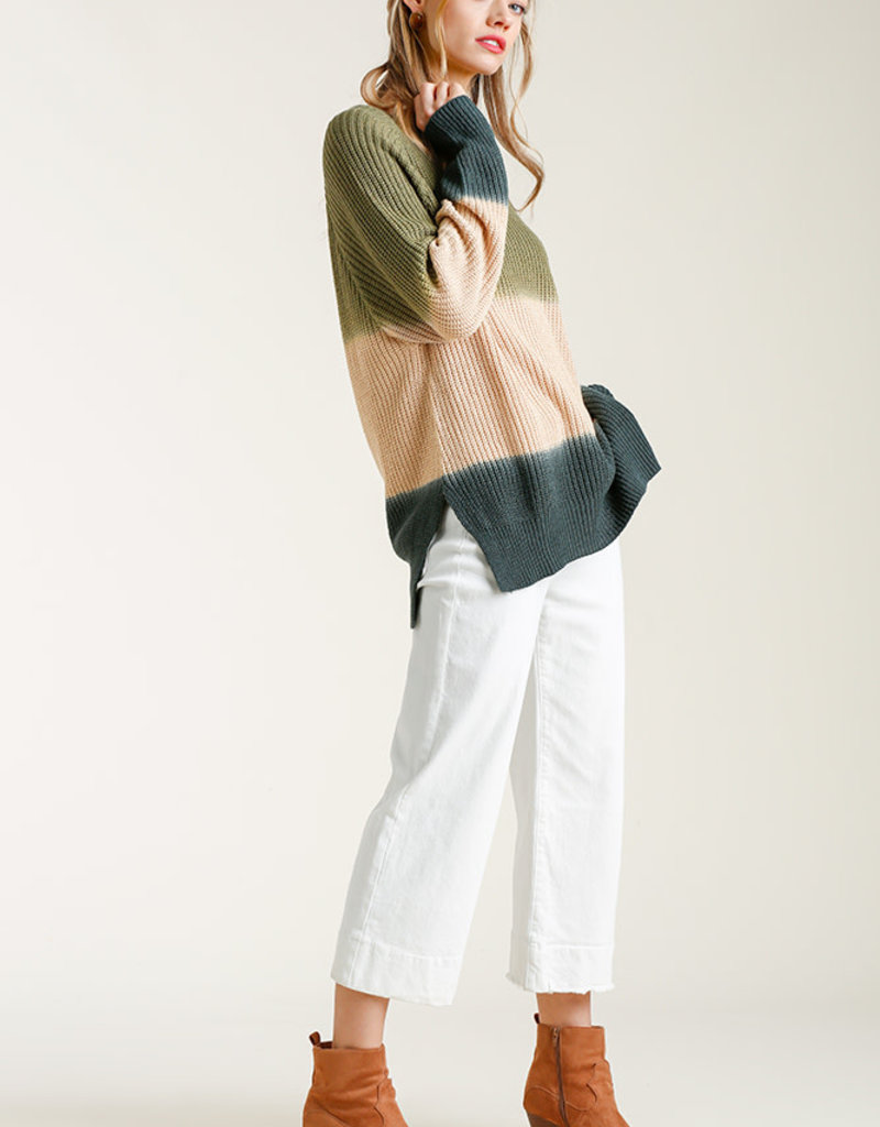 DIP DYE ROUND NECK SWEATER W/SIDE SLITS