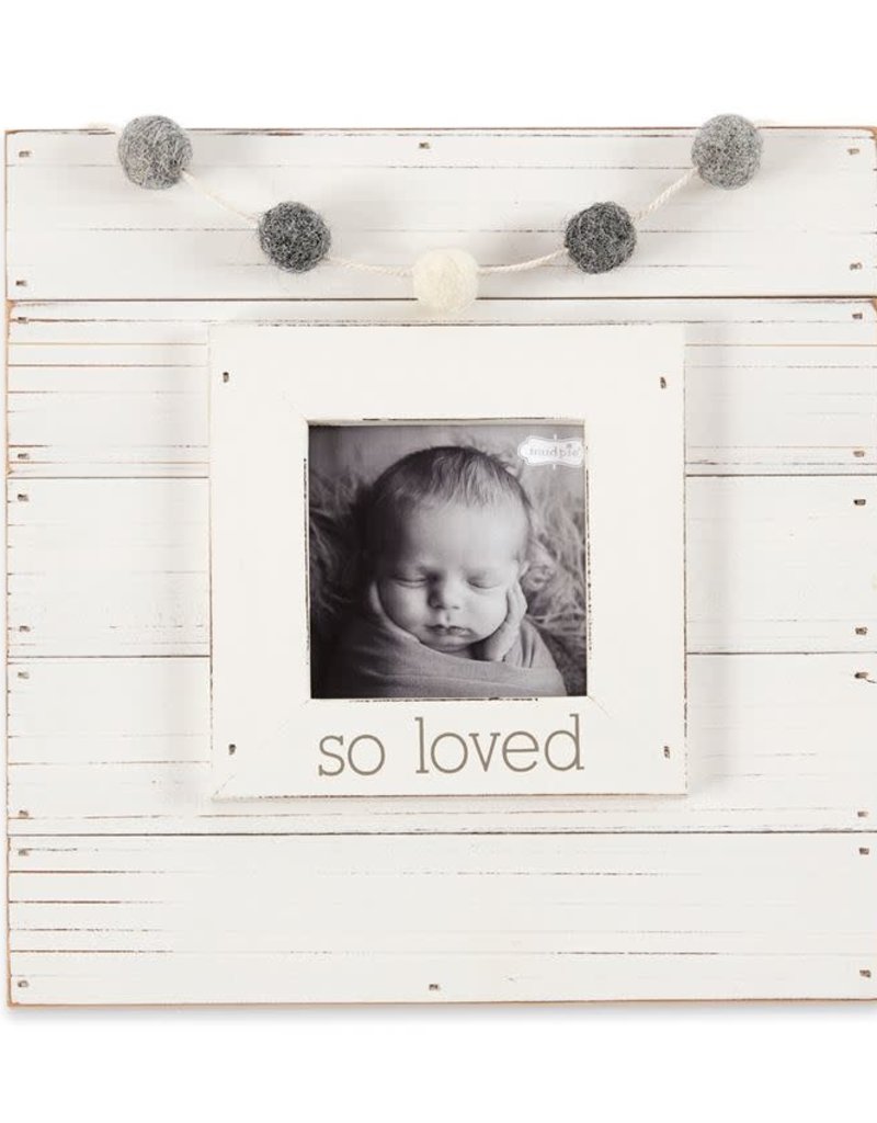 MUD PIE WHITE SO LOVED GARLAND FRAME