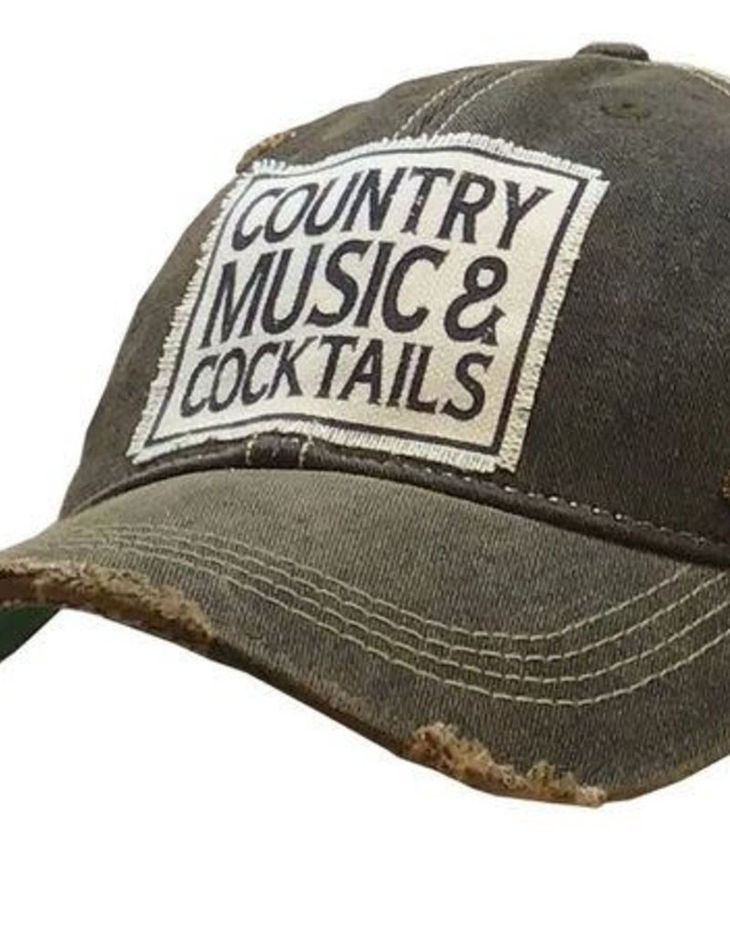 COUNTRY MUSIC & COCKTAILS