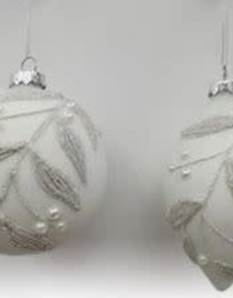 SILVER/WHITE PEARLY ORNAMENTS