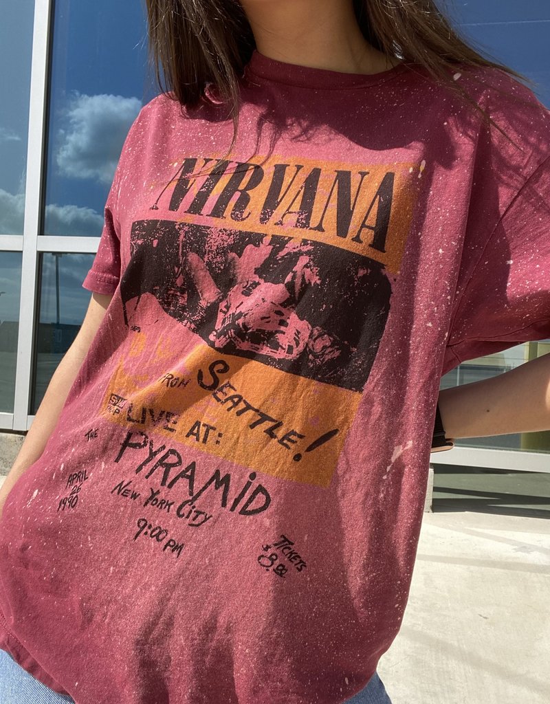 NEW VINTAGE NIRVANA GRAPHIC TEE