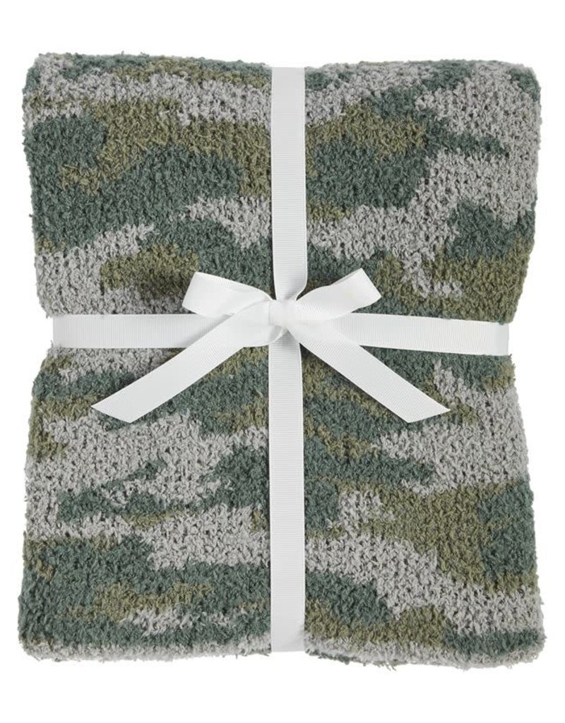MUD PIE CAMO BLANKET