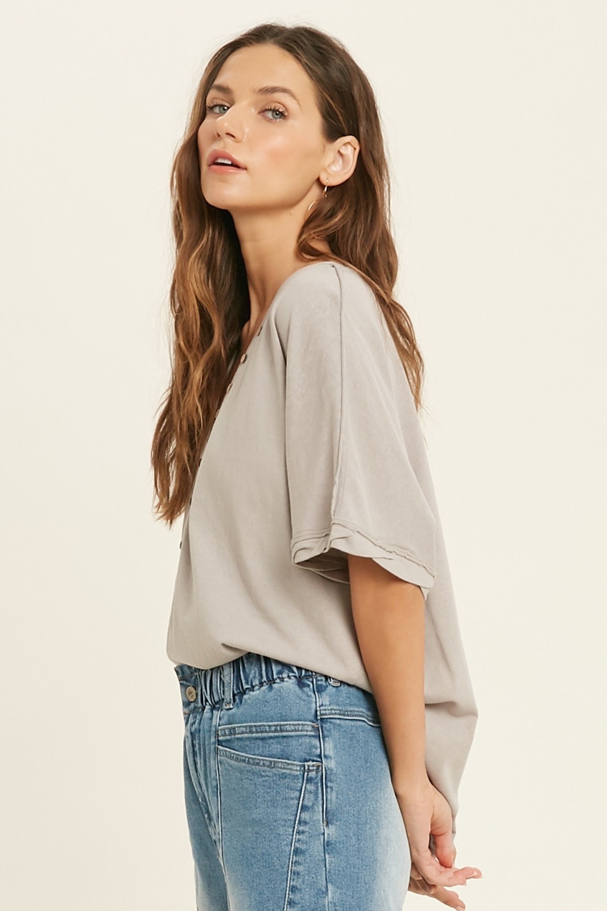 AUSTRIA BUTTON TOP AUSTRIA BUTTON TOP