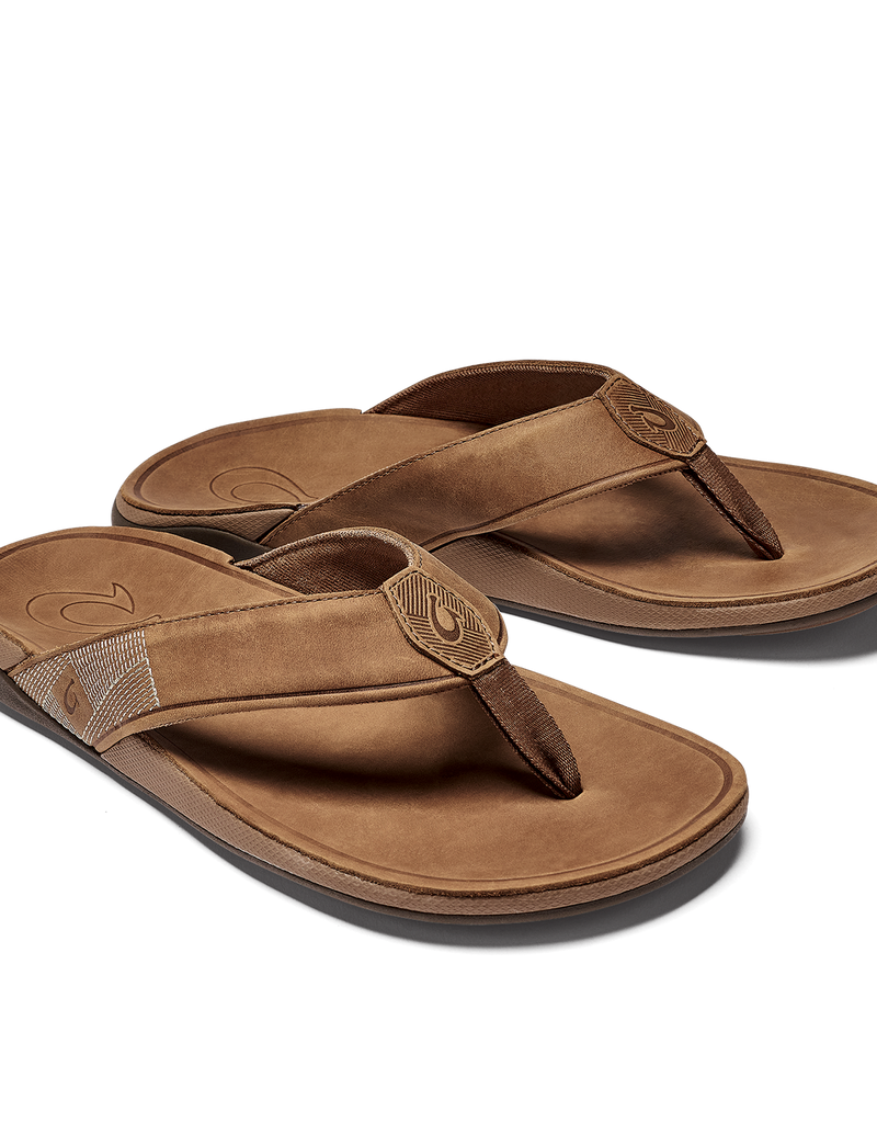 OLUKAI TUAHINE LEATHER BEACH SANDAL