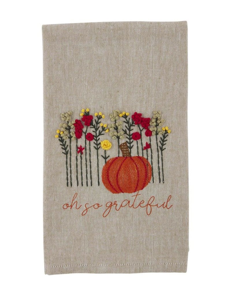 MUD PIE GRATEFUL FRENCH KNOT TOWELS