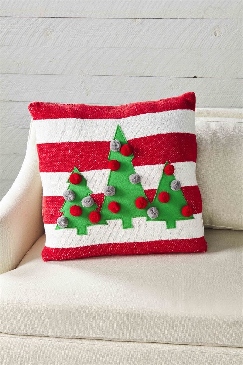 MUD PIE KNITTED TREE APPLIQUE PILLOW
