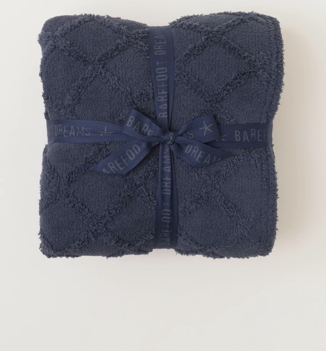 BAREFOOT DREAMS CozyChic Diamond Jacquard Throw BAREFOOT DREAMS CozyChic Diamond Jacquard Throw