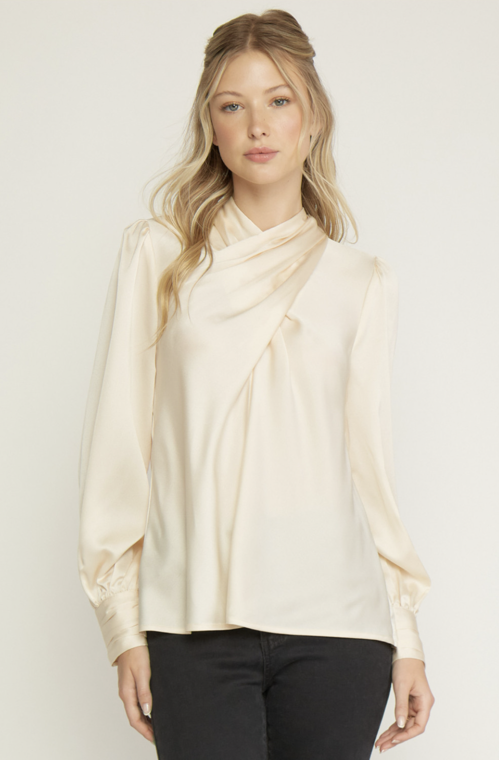 ENTRO LISA SATIN CROSS FRONT TOP-ECRU ENTRO LISA SATIN CROSS FRONT TOP-ECRU