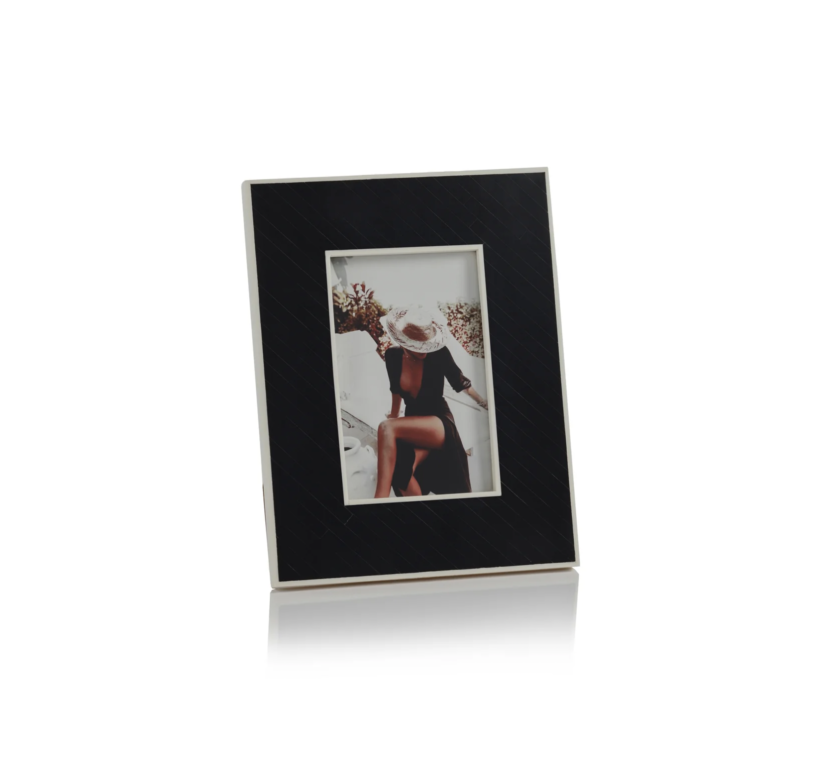 ZODAX BLACK BONE INLAY DESIGN PHOTO FRAME W/ WHITE INNER BORDER 4X6