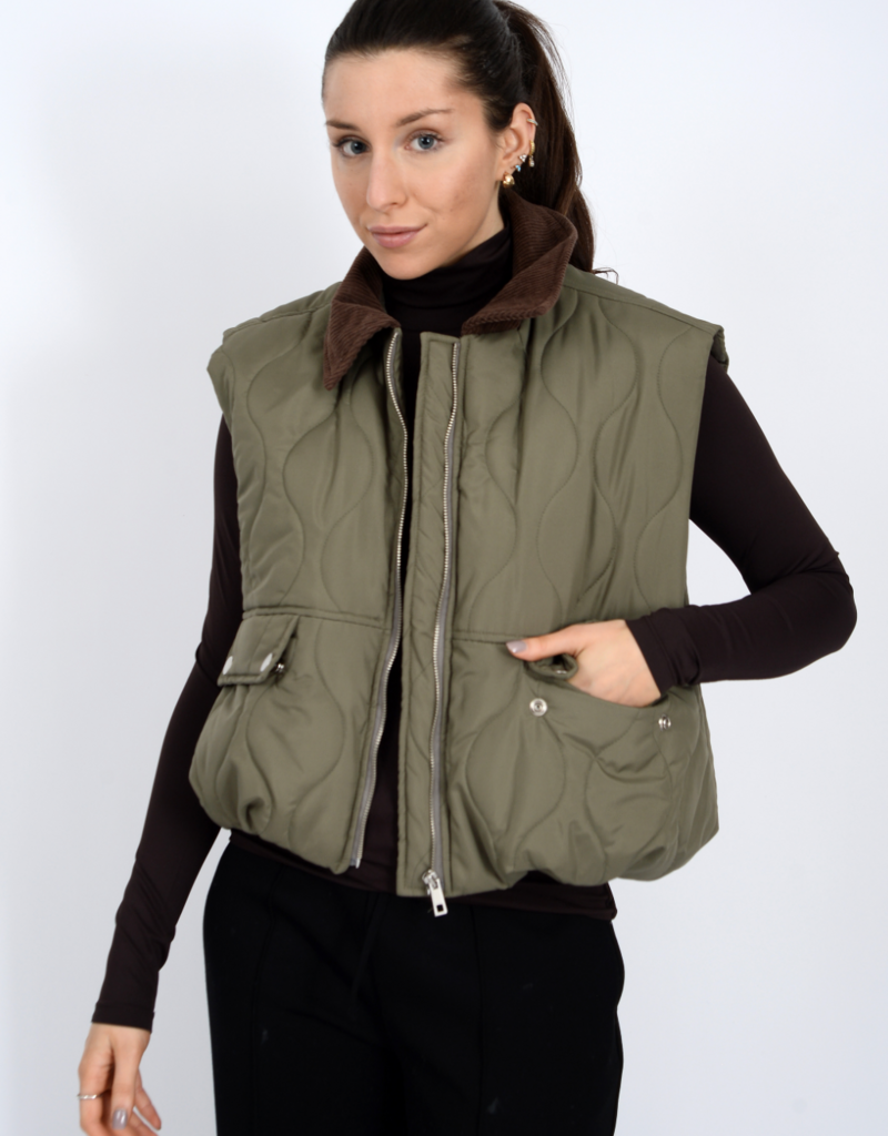 CHELSEA QUILTED VEST-GREEN