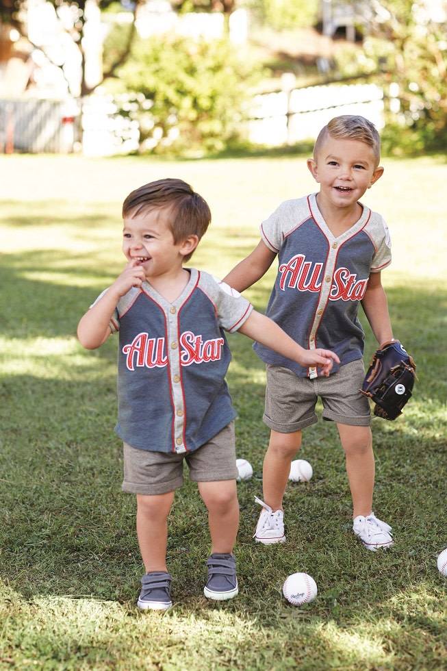 MUD PIE ALL-STAR BUTTON-DOWN MUD PIE ALL-STAR BUTTON-DOWN