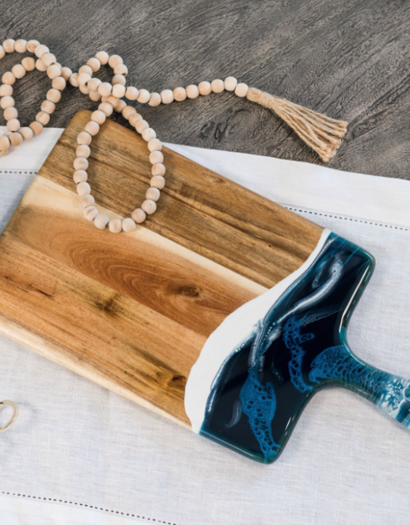LYNN & LIANA MEDIUM ACACIA CHEESE BOARDS