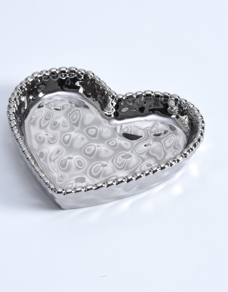PAMPA BAY LOVE IS IN THE AIR MINI HEART DISHES