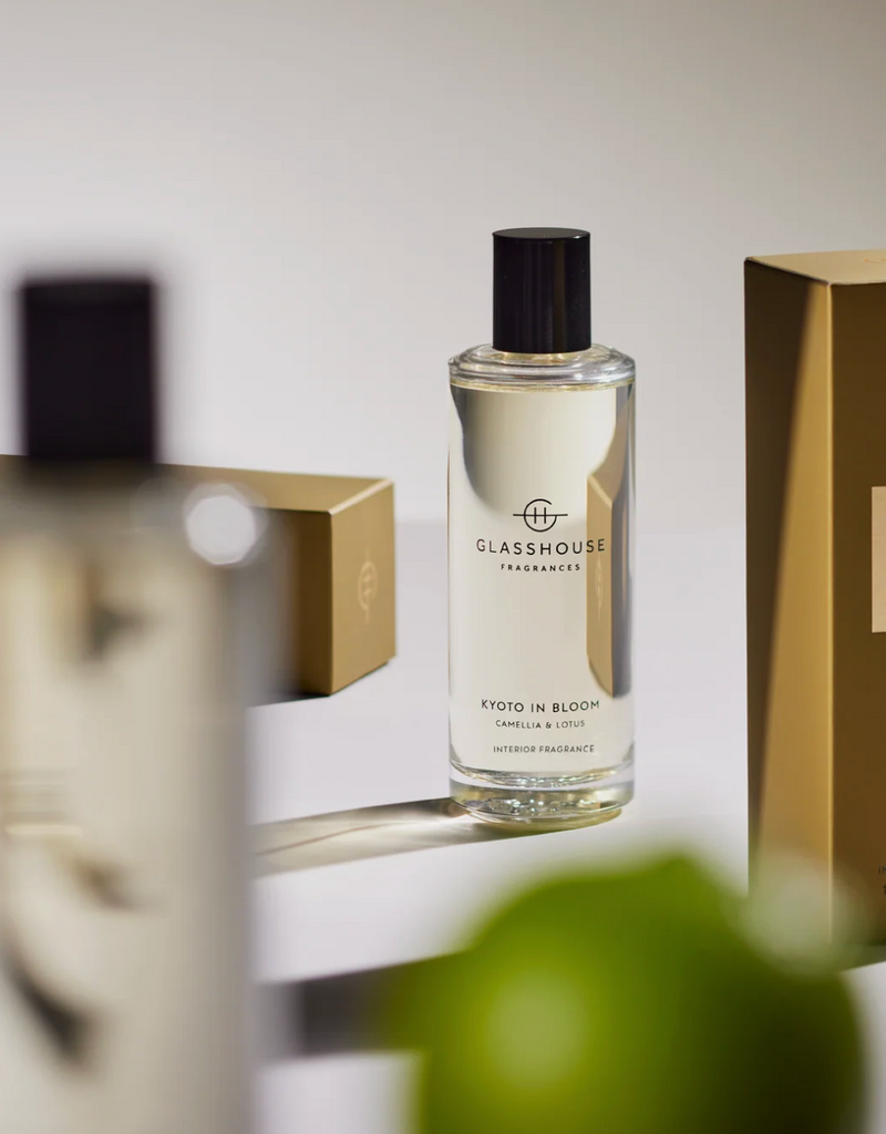 GLASSHOUSE FRAGRANCES KYOTO IN BLOOM 5.07 OZ INTERIOR FRAGRANCE