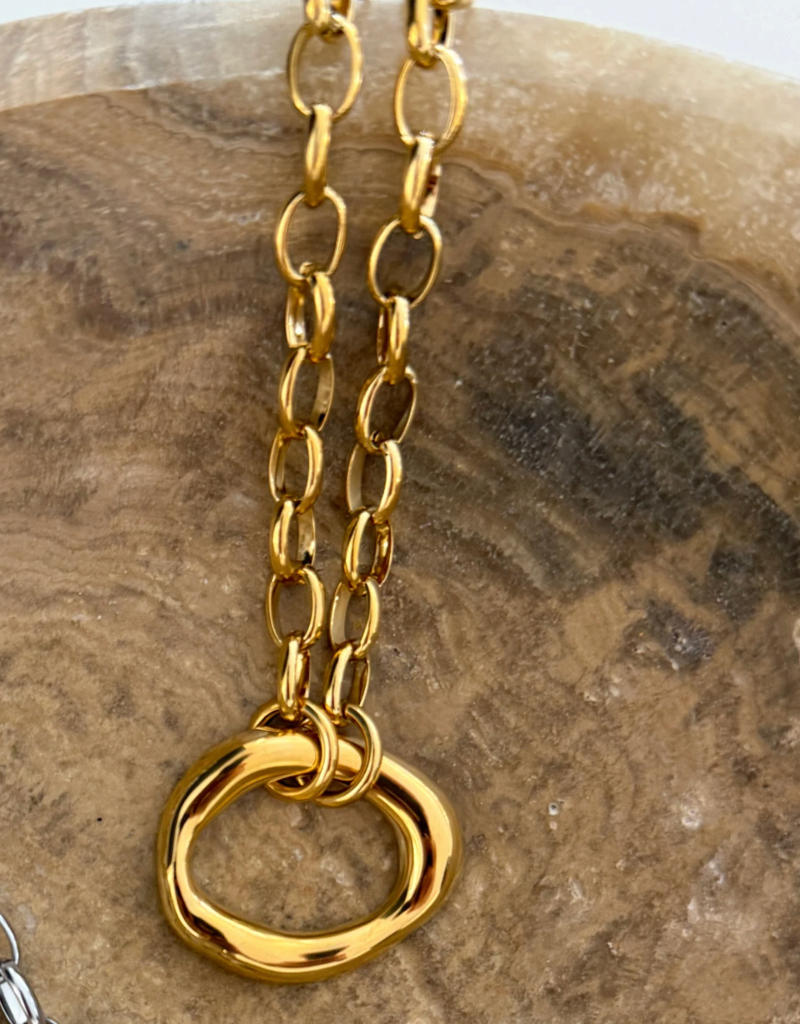 CHANSUTT PEARLS SCOTTY NECKLACE-GOLD