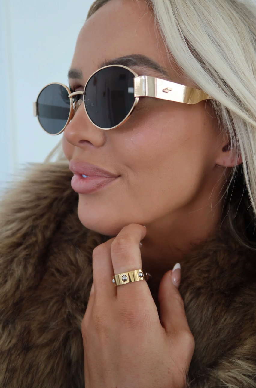 CHANSUTT PEARLS WILLOW RING-SIZE 7