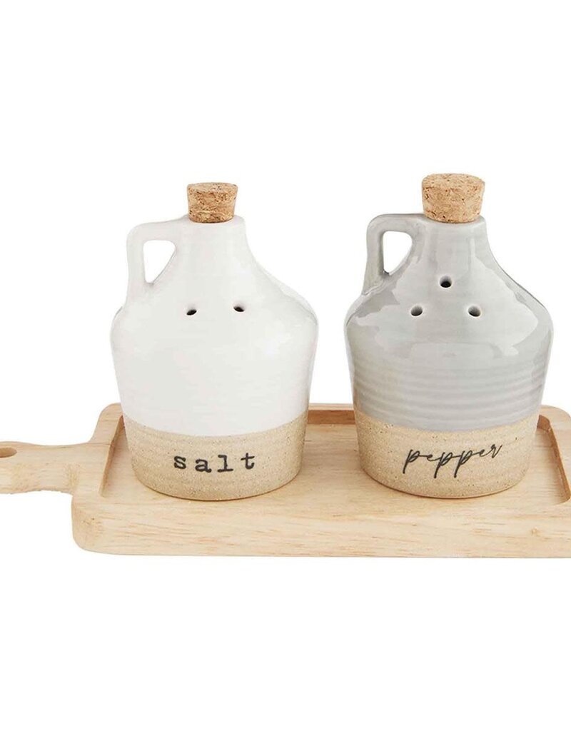 MUD PIE FARM SALT & PEPPER SET