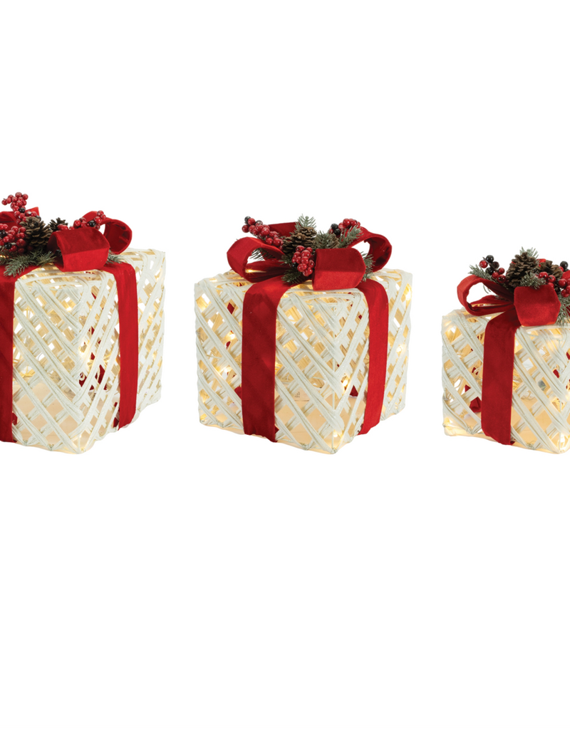 white set of 3 LED light-up present set