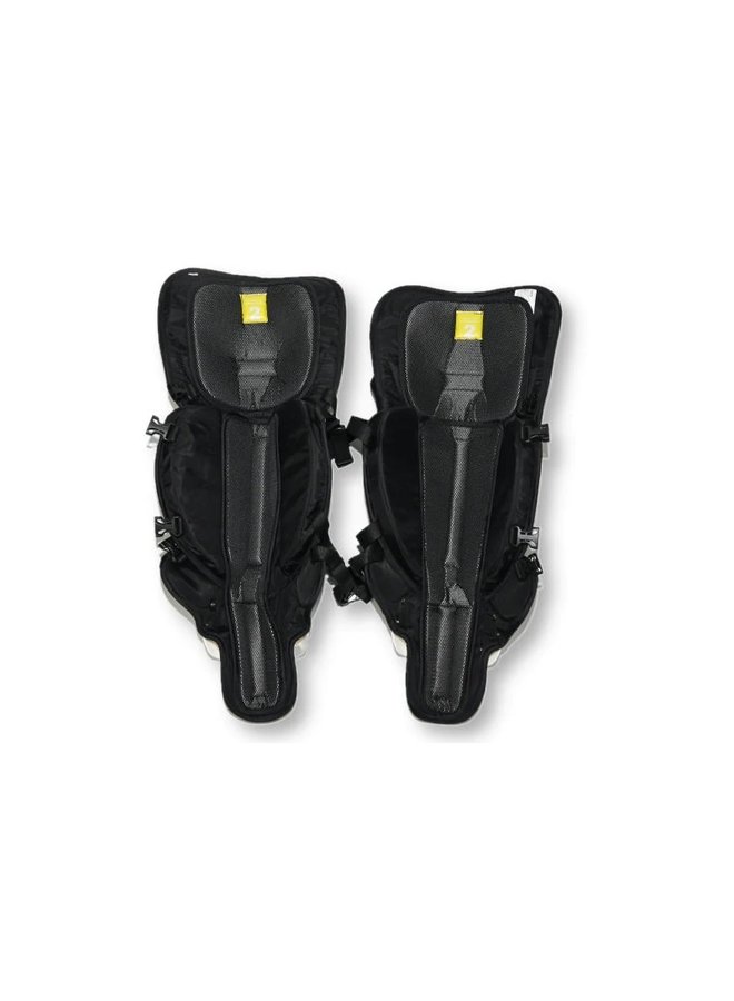 MCKENNEY CAT #2 LACROSSE LEG GUARDS PEEWEE 5000 14" BLACK / WHITE