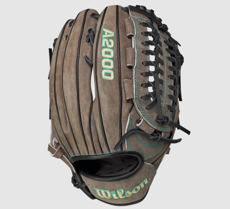 2023 WILSON A2000 D33 GLOVE 11.75 GLOVE GOTM JAN COAL BUFFED - Sportwheels  Sports Excellence