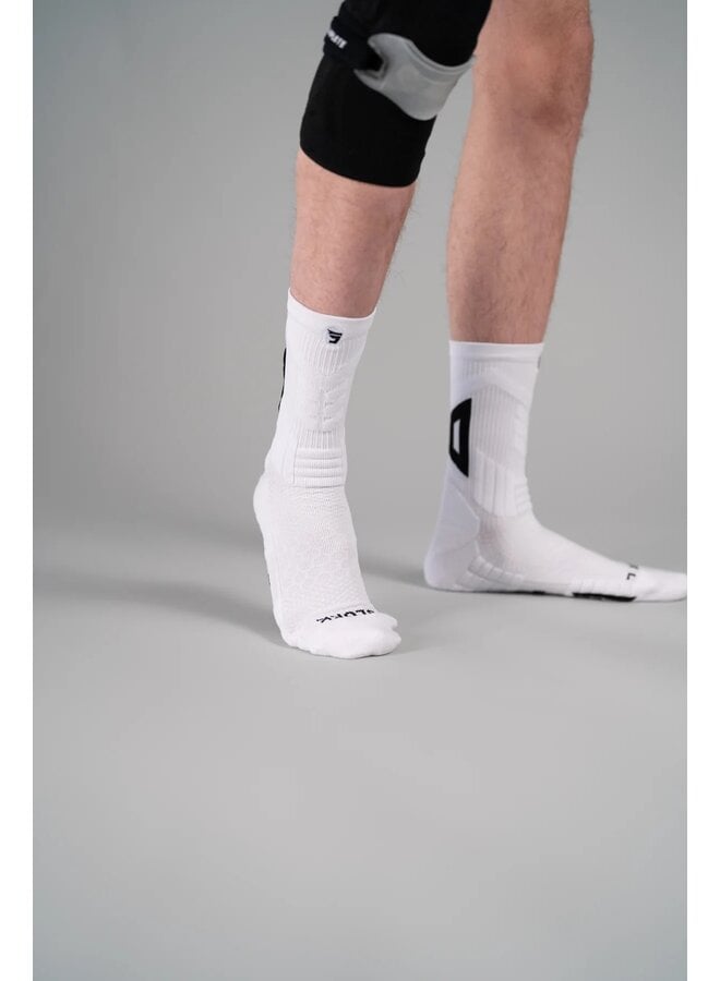 JUMPLETE ATTAKK SOCKS