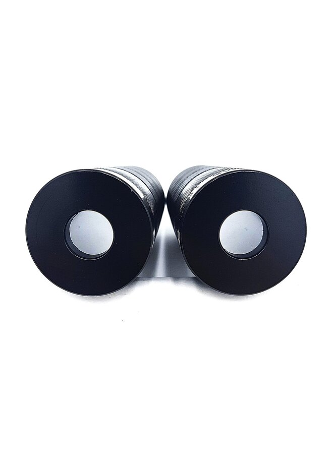 Peg black steel threadless for 14mm axle