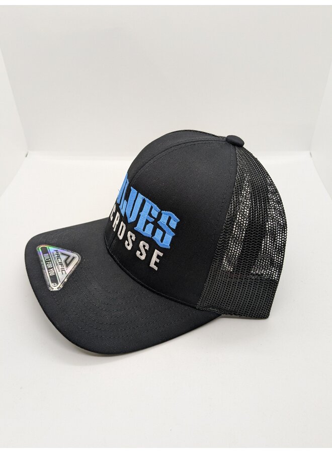 2025 WOLVES TRUCKER SNAPBACK HAT BLACK/BLACK