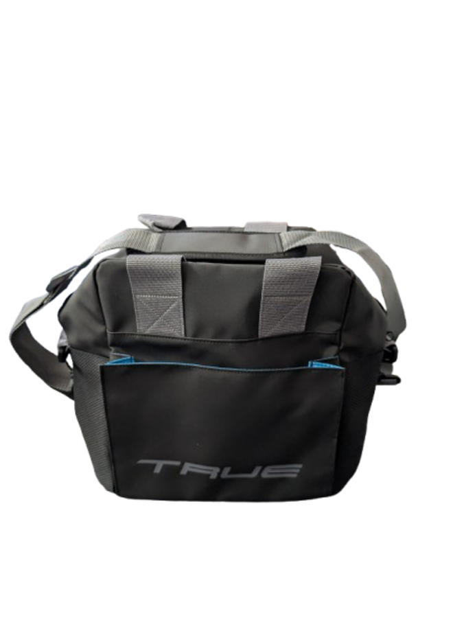 TRUE TEAM PUCK BAG BLACK