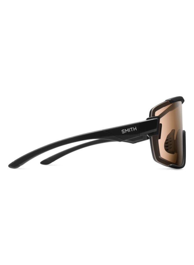 Smith Glasses Wildcat Matte Black ChromaPop Photochromic Brown