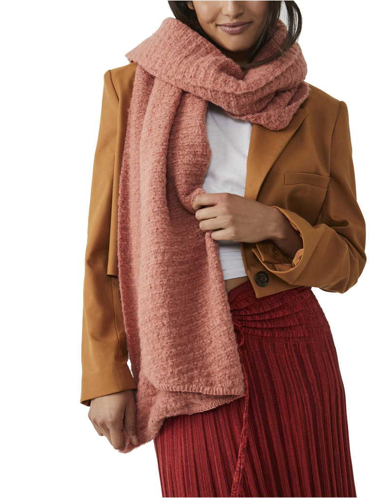 Free People Ripple Recycled Blend Blanket Scarf - Terracotta