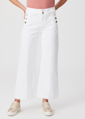 Paige Aubrey - Crisp White
