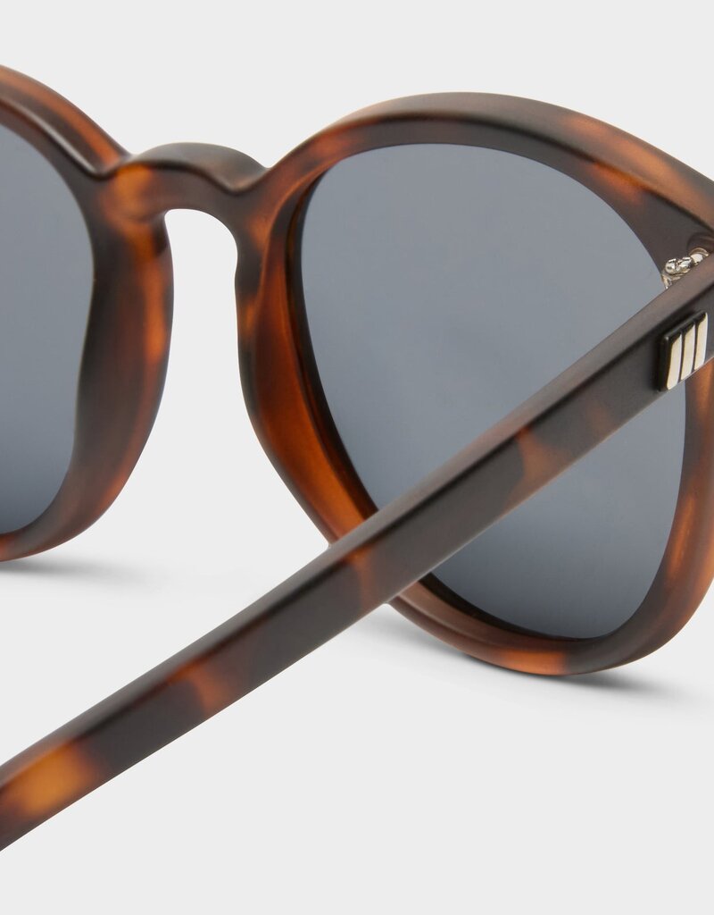 Le Specs Bandwagon - Matte Tort