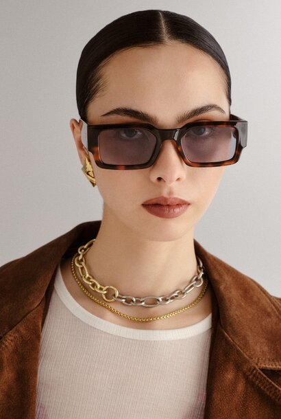 Contemplation - Super Dark Tort