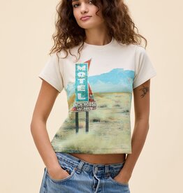 Daydreamer Motel Ranch House Vintage Tee