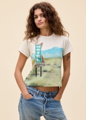 Daydreamer Motel Ranch House Vintage Tee